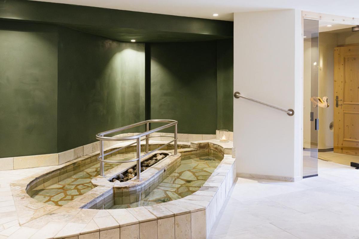 Hotel La Perla: The Leading Hotels of the World