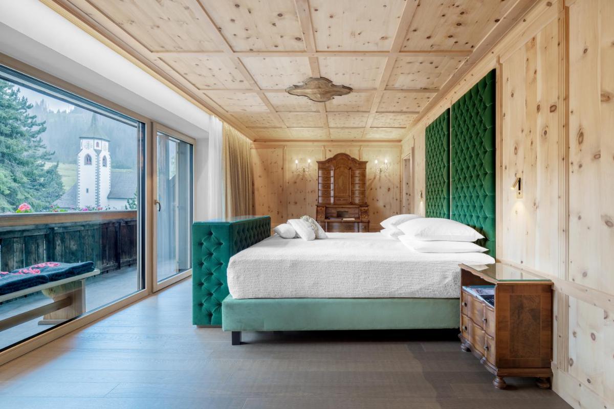 Hotel La Perla: The Leading Hotels of the World