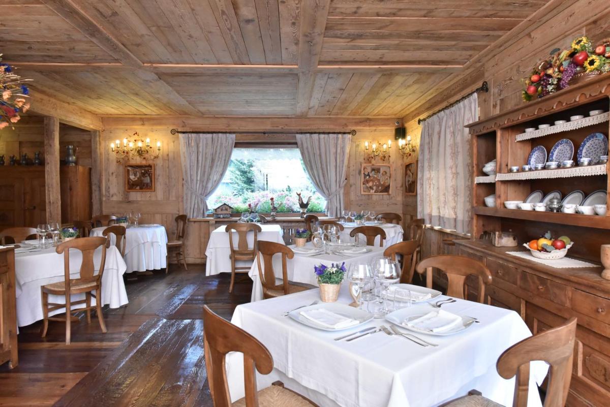 Hotel La Rouja