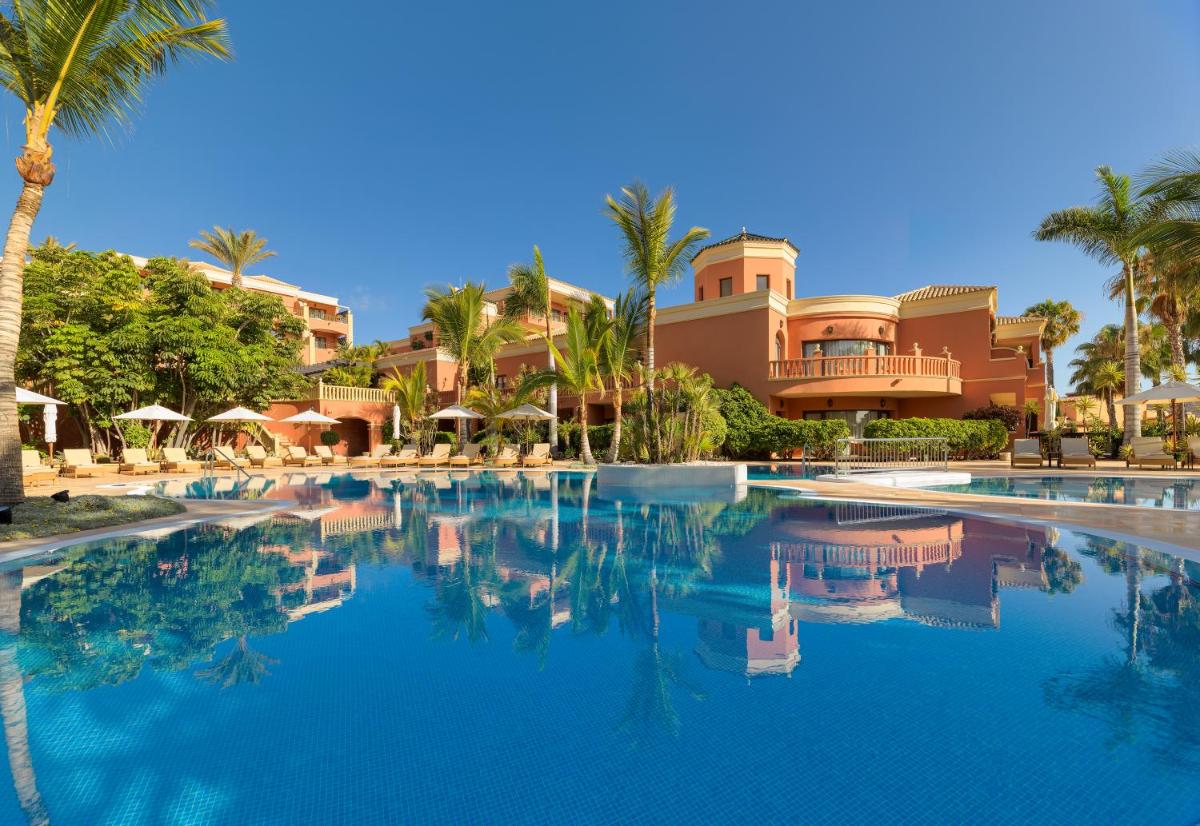 1881 Tenerife Madrigueras Golf Hotel