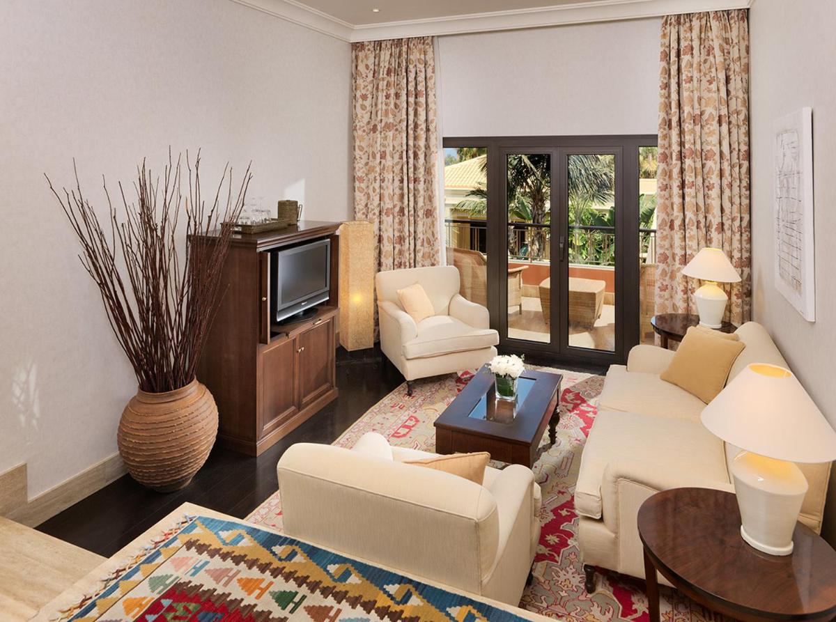 1881 Tenerife Madrigueras Golf Hotel