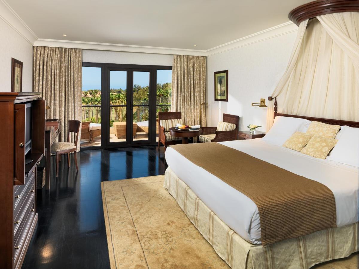 1881 Tenerife Madrigueras Golf Hotel