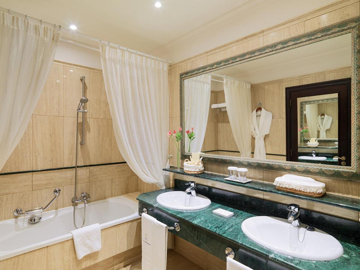 1881 Tenerife Madrigueras Golf Hotel