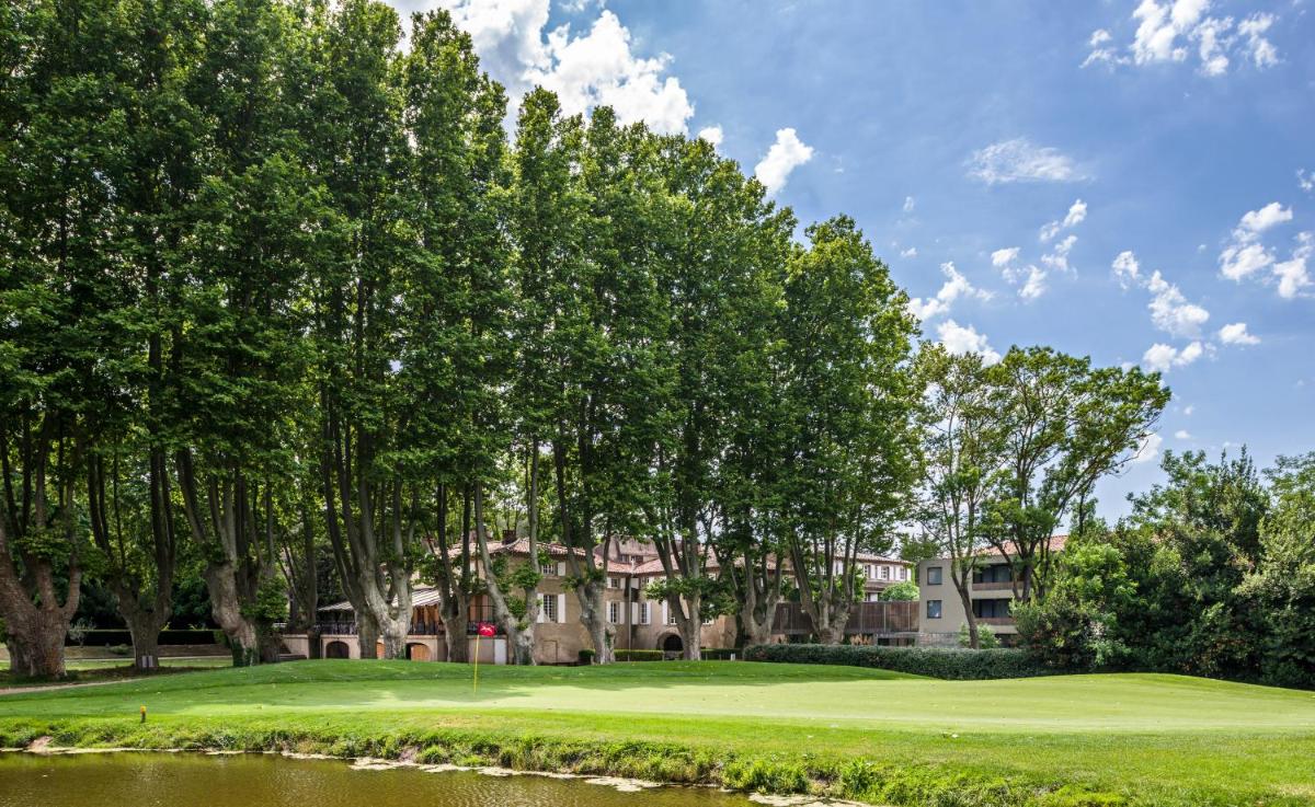 Le Moulin de Vernègues Hôtel & Spa