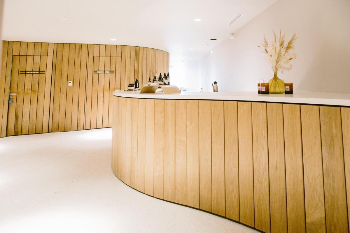 Les Hortensias du Lac - Fontenille Collection