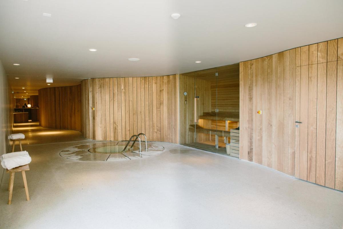 Les Hortensias du Lac - Fontenille Collection