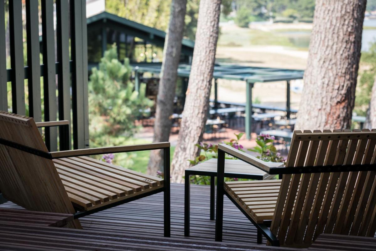 Les Hortensias du Lac - Fontenille Collection