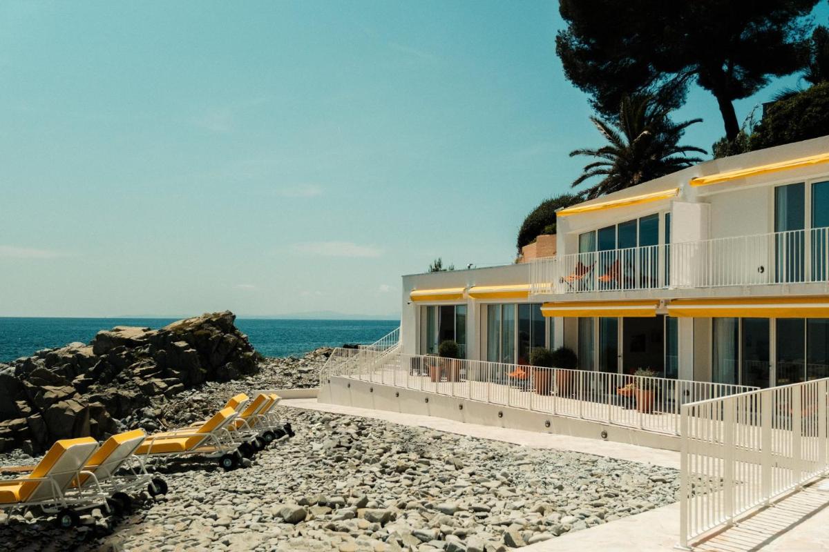 Les Roches Rouges, a Beaumier hotel