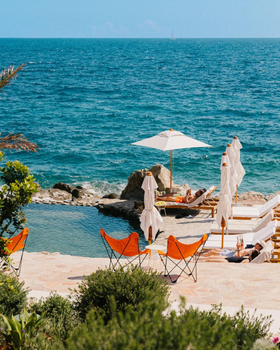 Les Roches Rouges, a Beaumier hotel