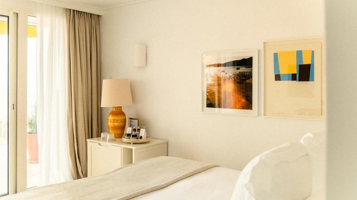 Les Roches Rouges, a Beaumier hotel