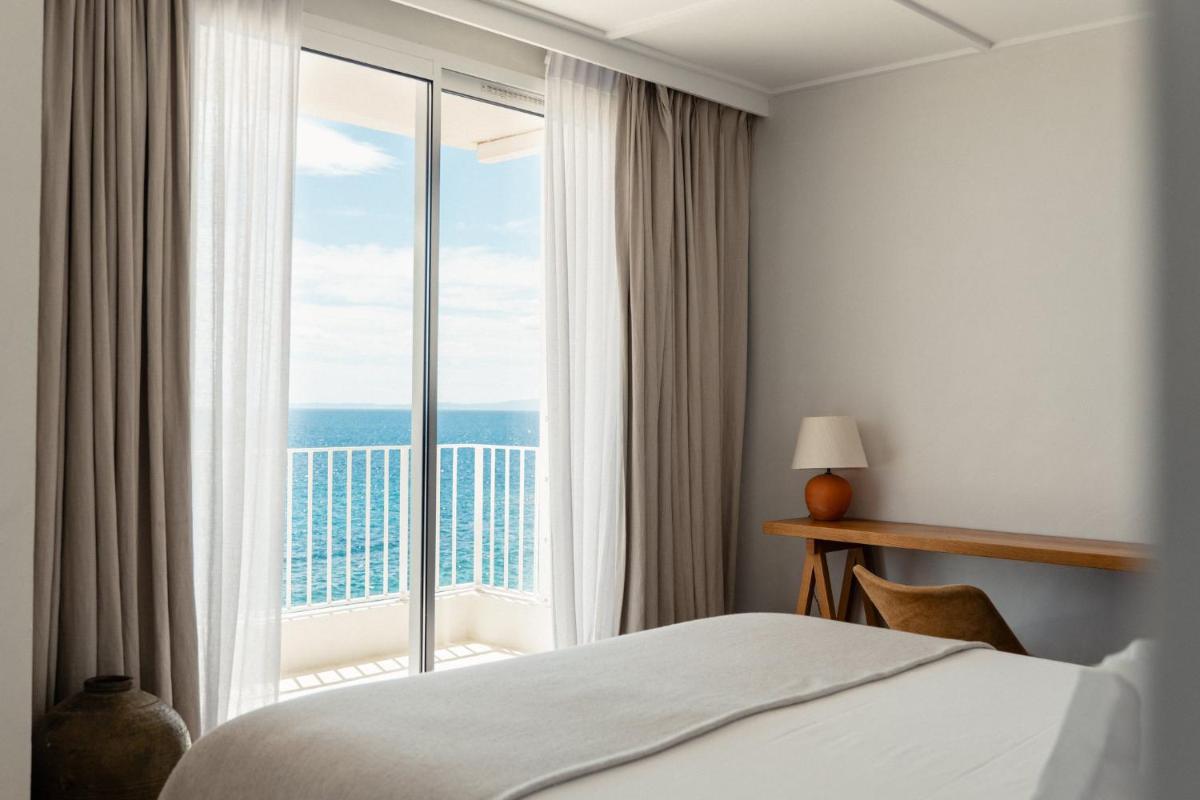 Les Roches Rouges, a Beaumier hotel