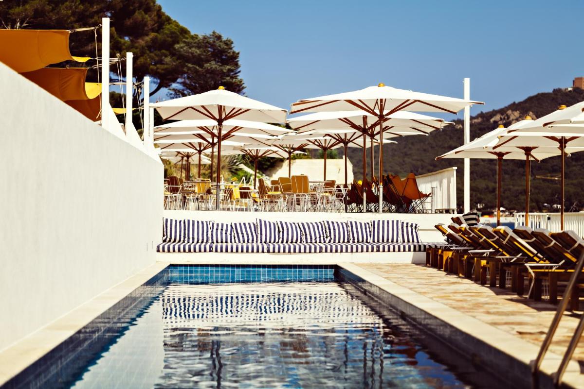 Les Roches Rouges, a Beaumier hotel