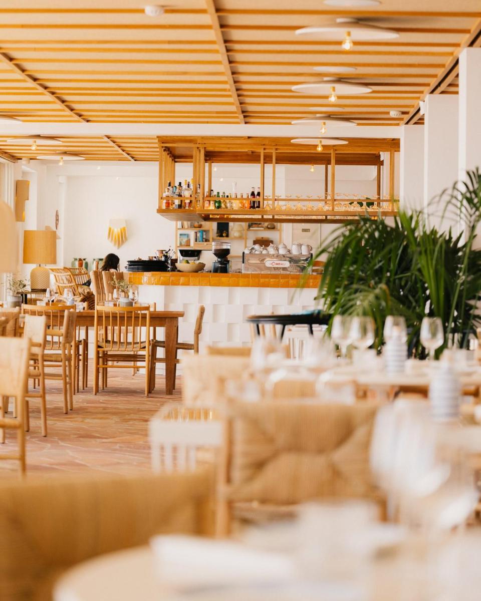 Les Roches Rouges, a Beaumier hotel