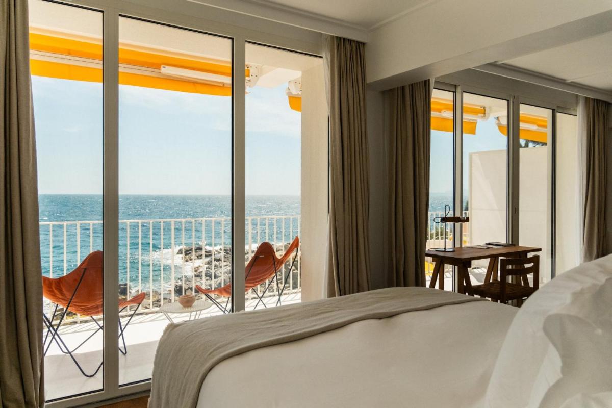 Les Roches Rouges, a Beaumier hotel