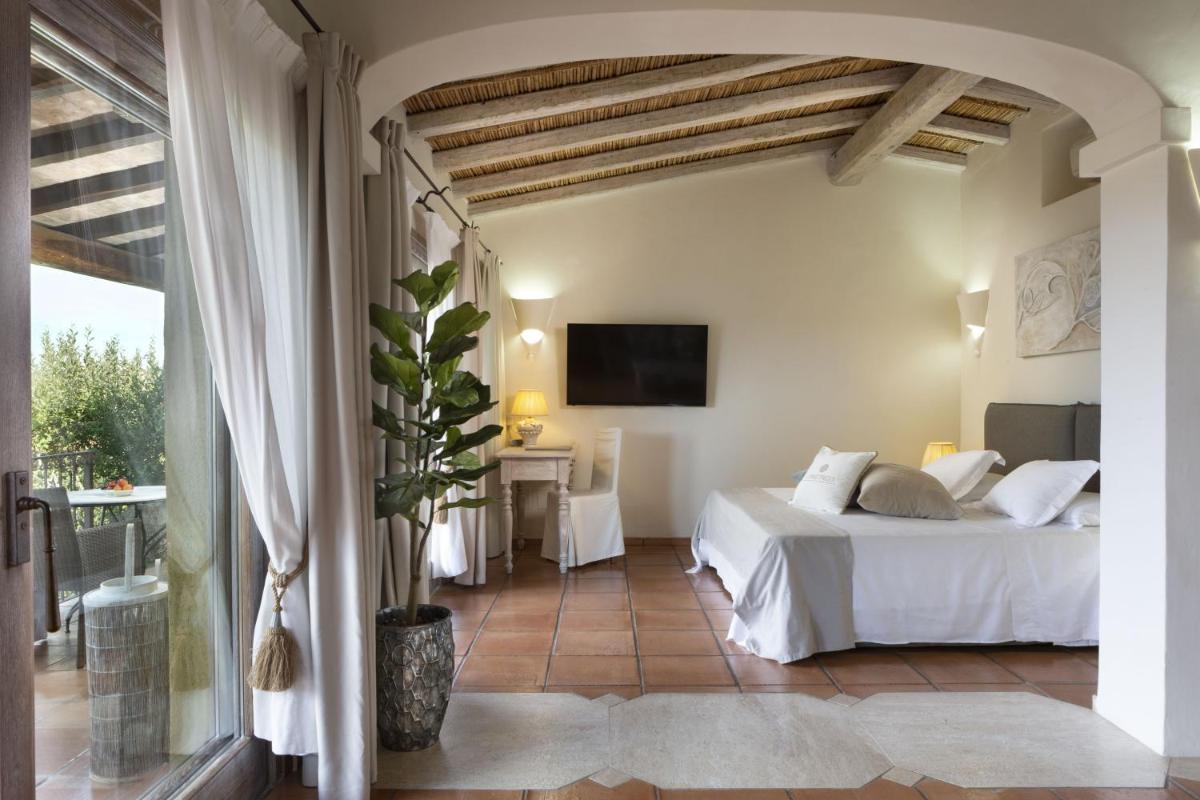 Hotel Li Finistreddi