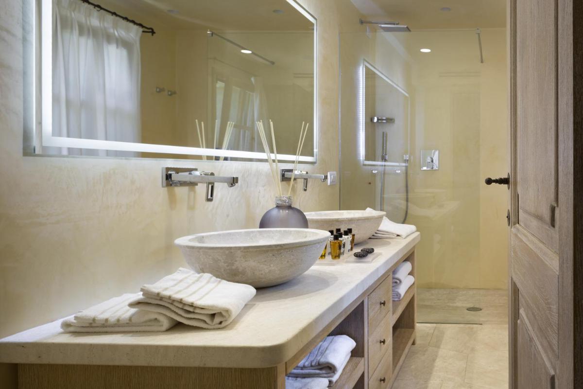 Hotel Li Finistreddi