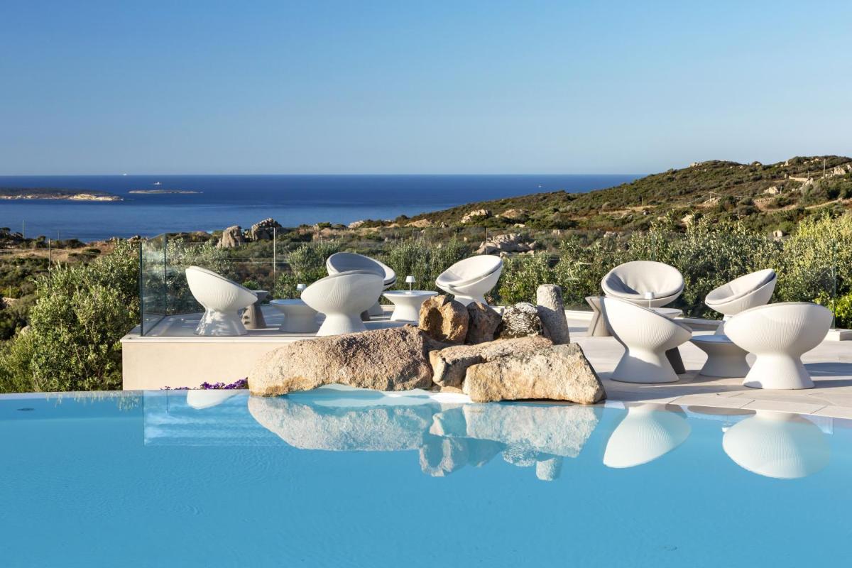 Hotel Li Finistreddi