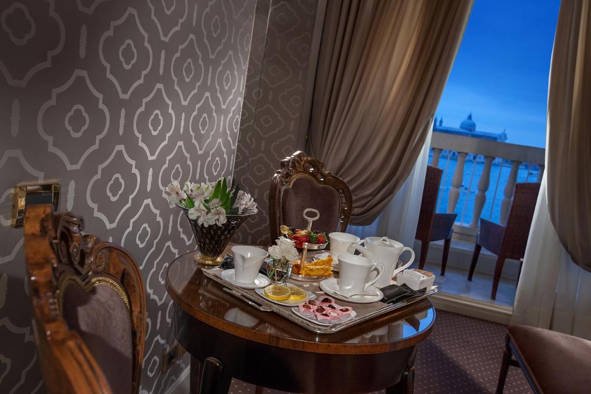 Londra Palace Venezia