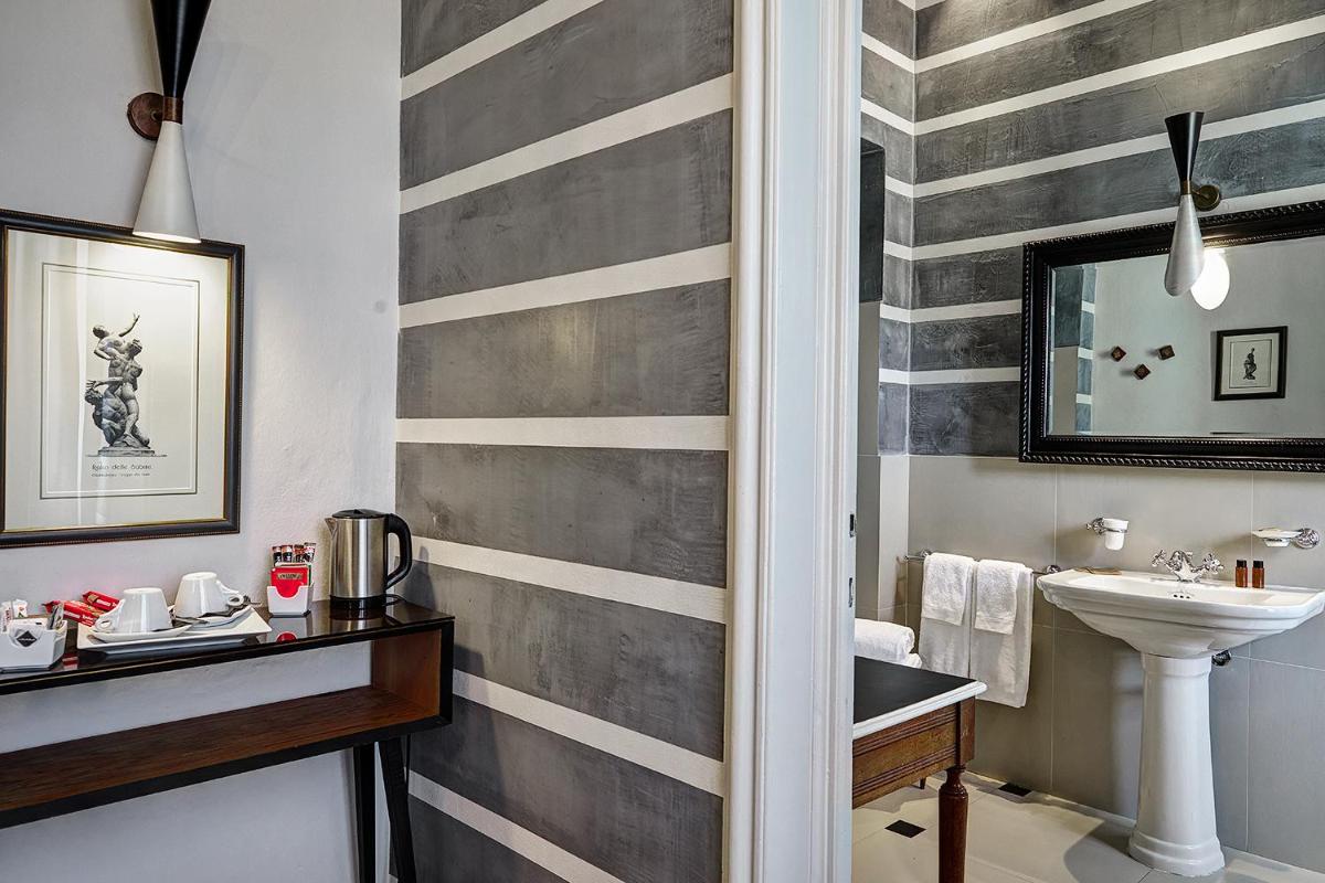 Hotel Lungarno Vespucci 50