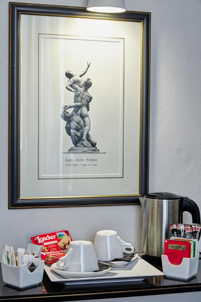 Hotel Lungarno Vespucci 50