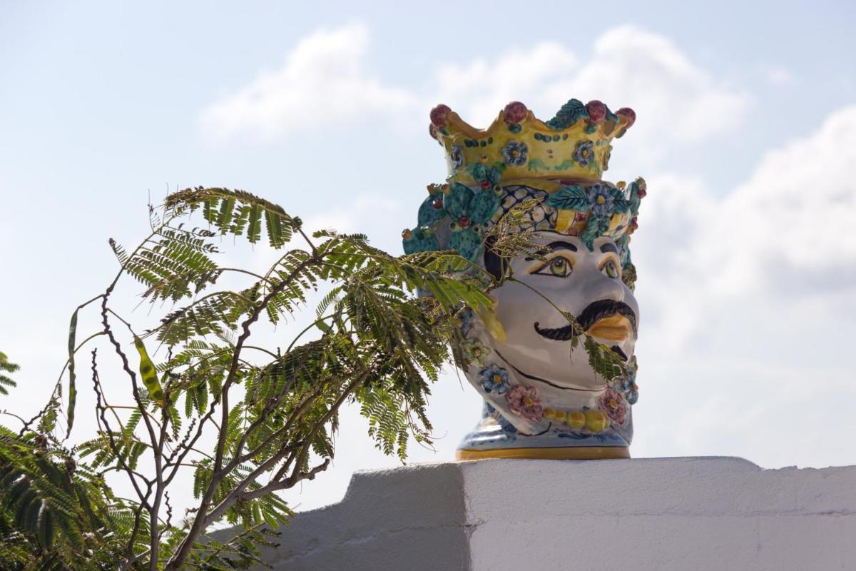 Hotel Macondo