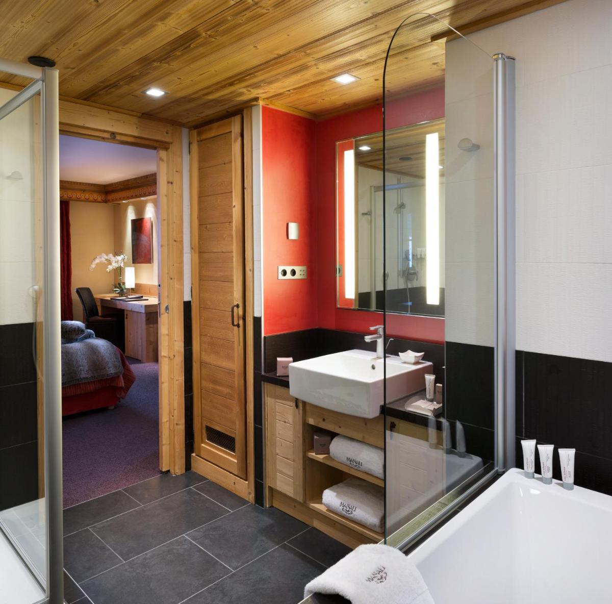 Hotel Manali