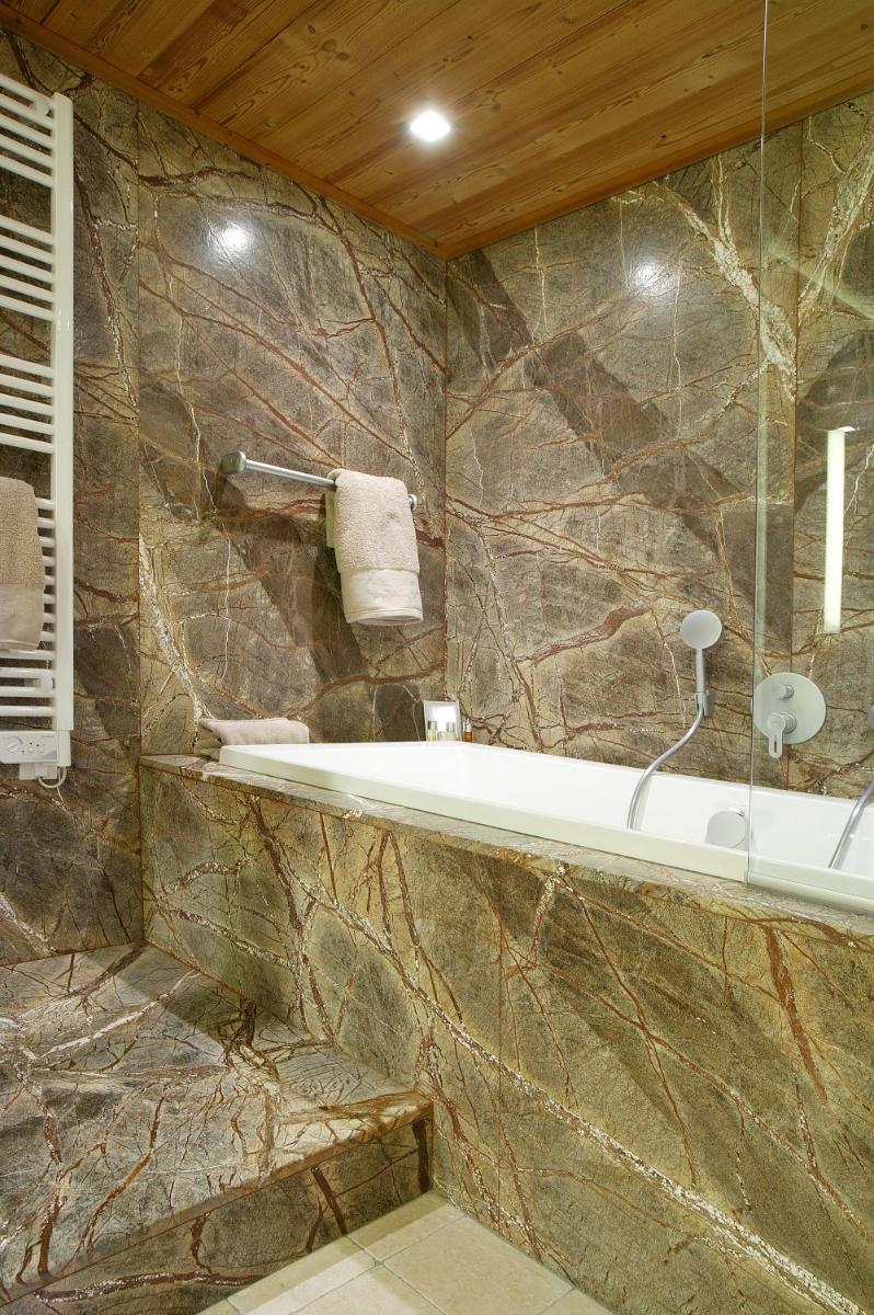 Hotel Manali