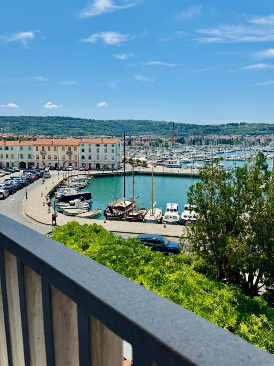 Hotel Marina