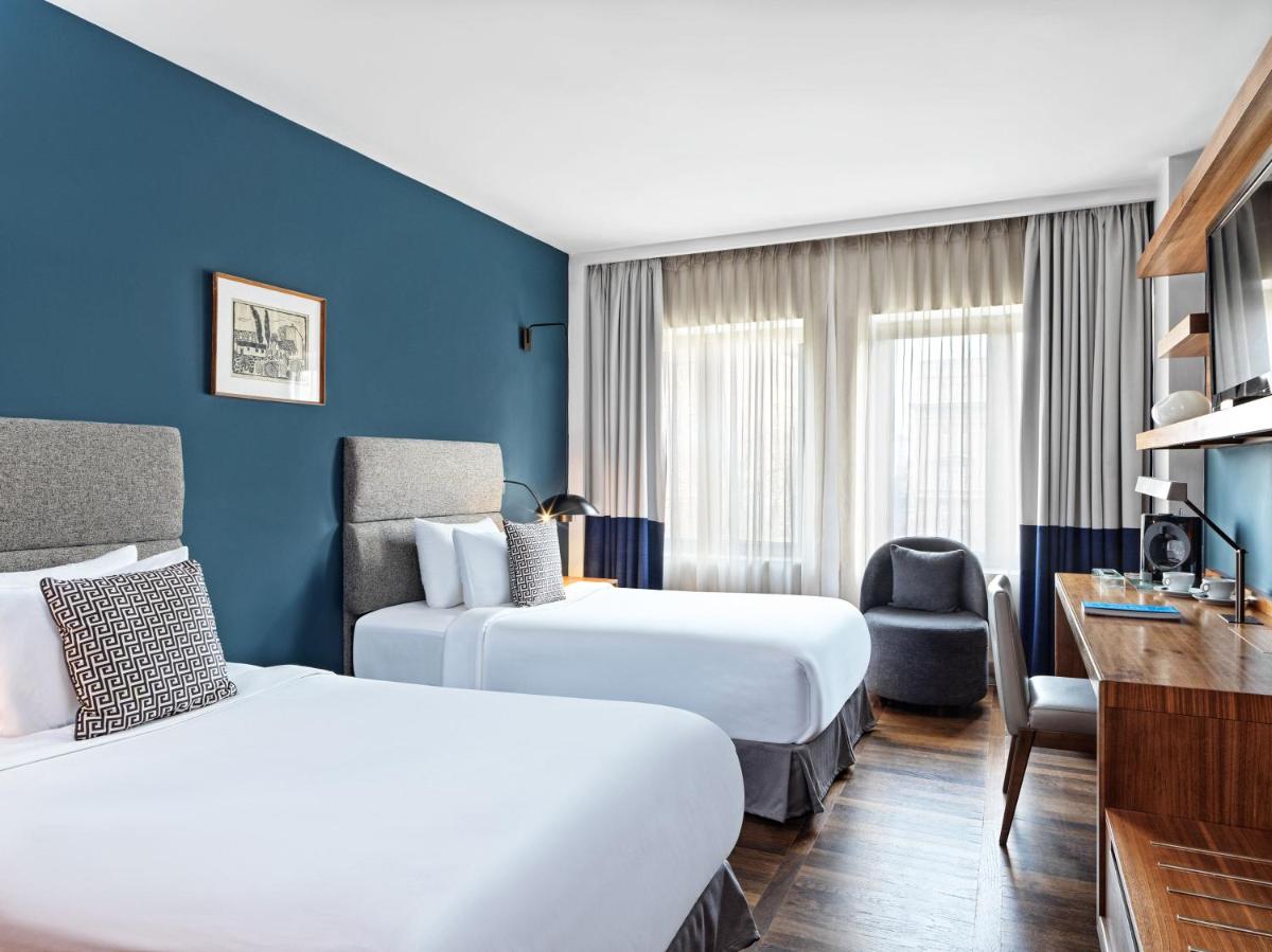 Metropol Palace, Belgrade