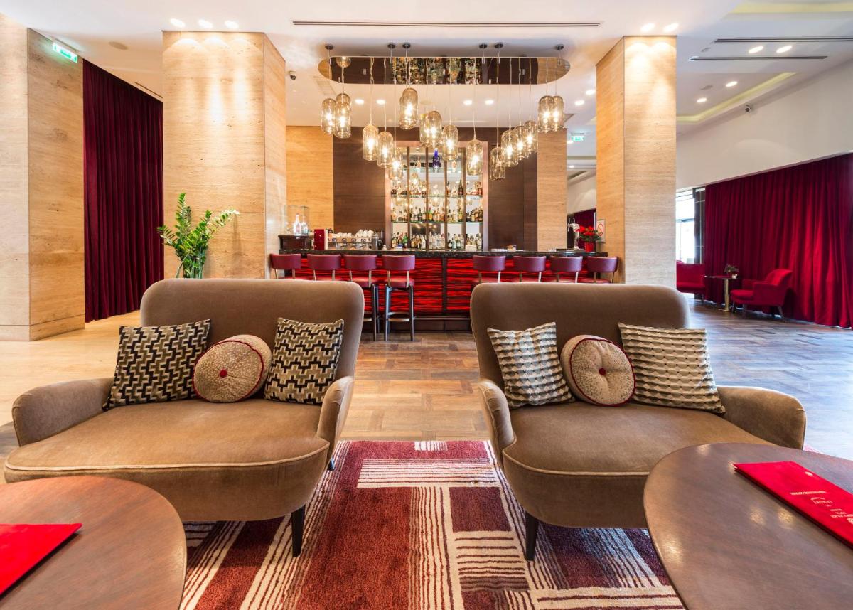 Metropol Palace, Belgrade