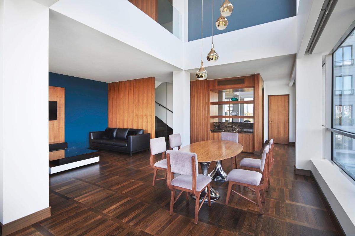 Metropol Palace, Belgrade