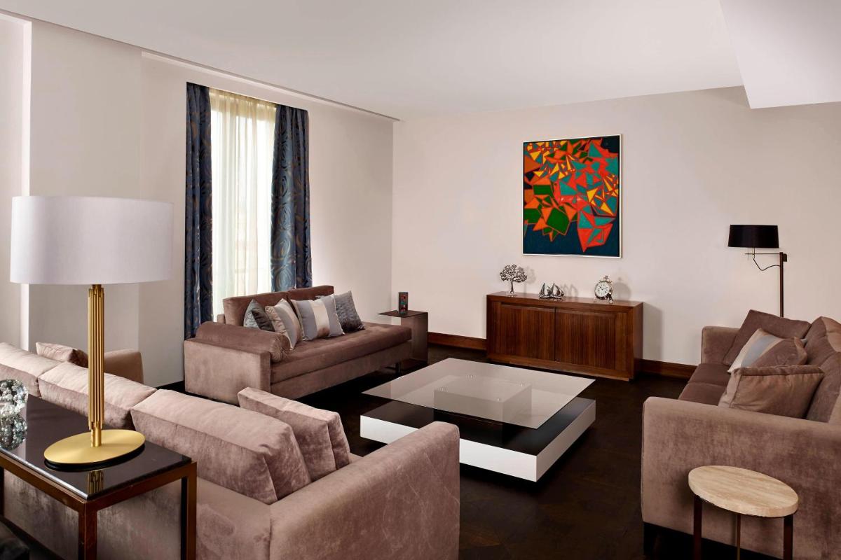 Metropol Palace, Belgrade