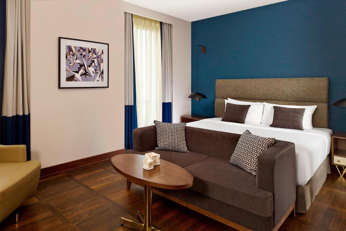 Metropol Palace, Belgrade