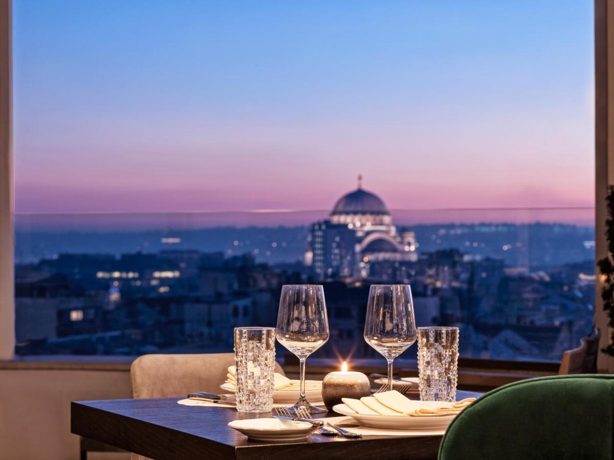 Metropol Palace, Belgrade