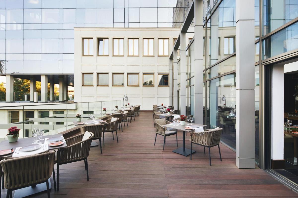 Metropol Palace, Belgrade