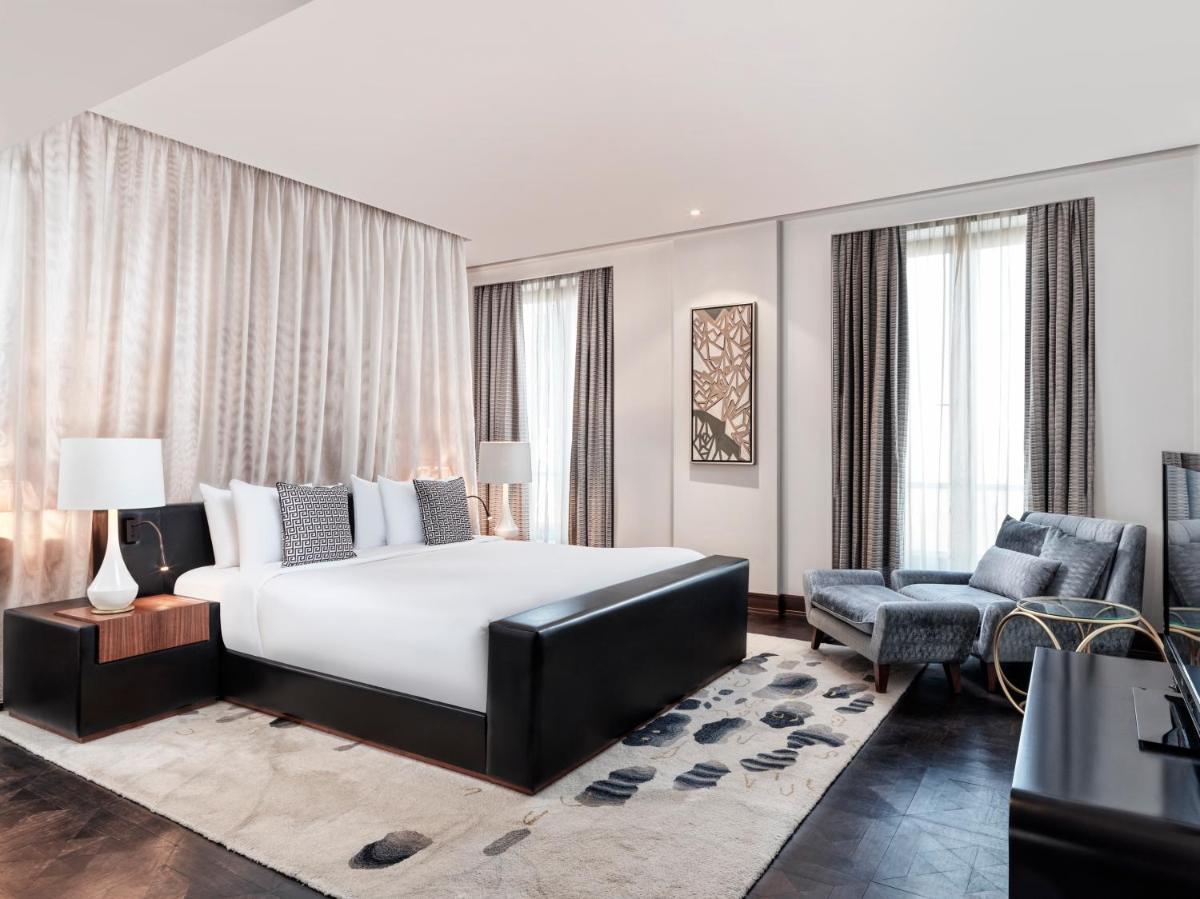 Metropol Palace, Belgrade