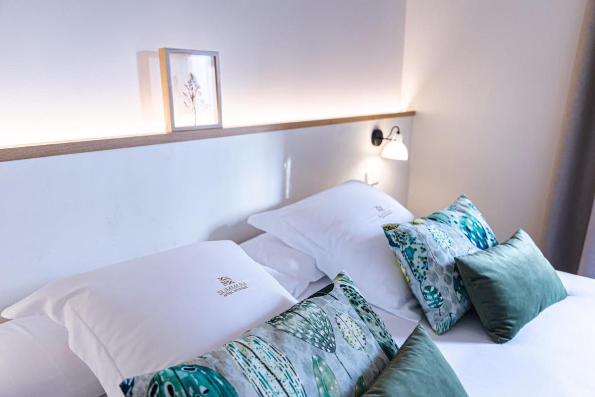 Hotel Monells Summum