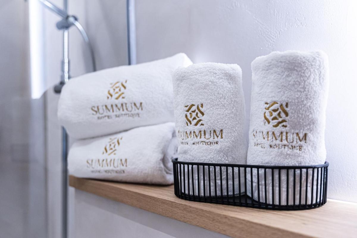 Hotel Monells Summum