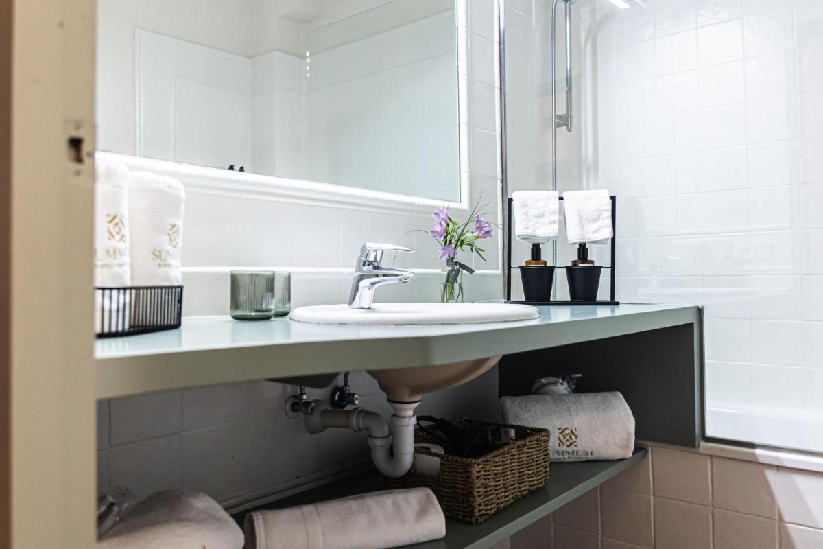 Hotel Monells Summum