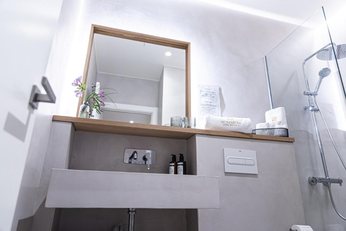 Hotel Monells Summum