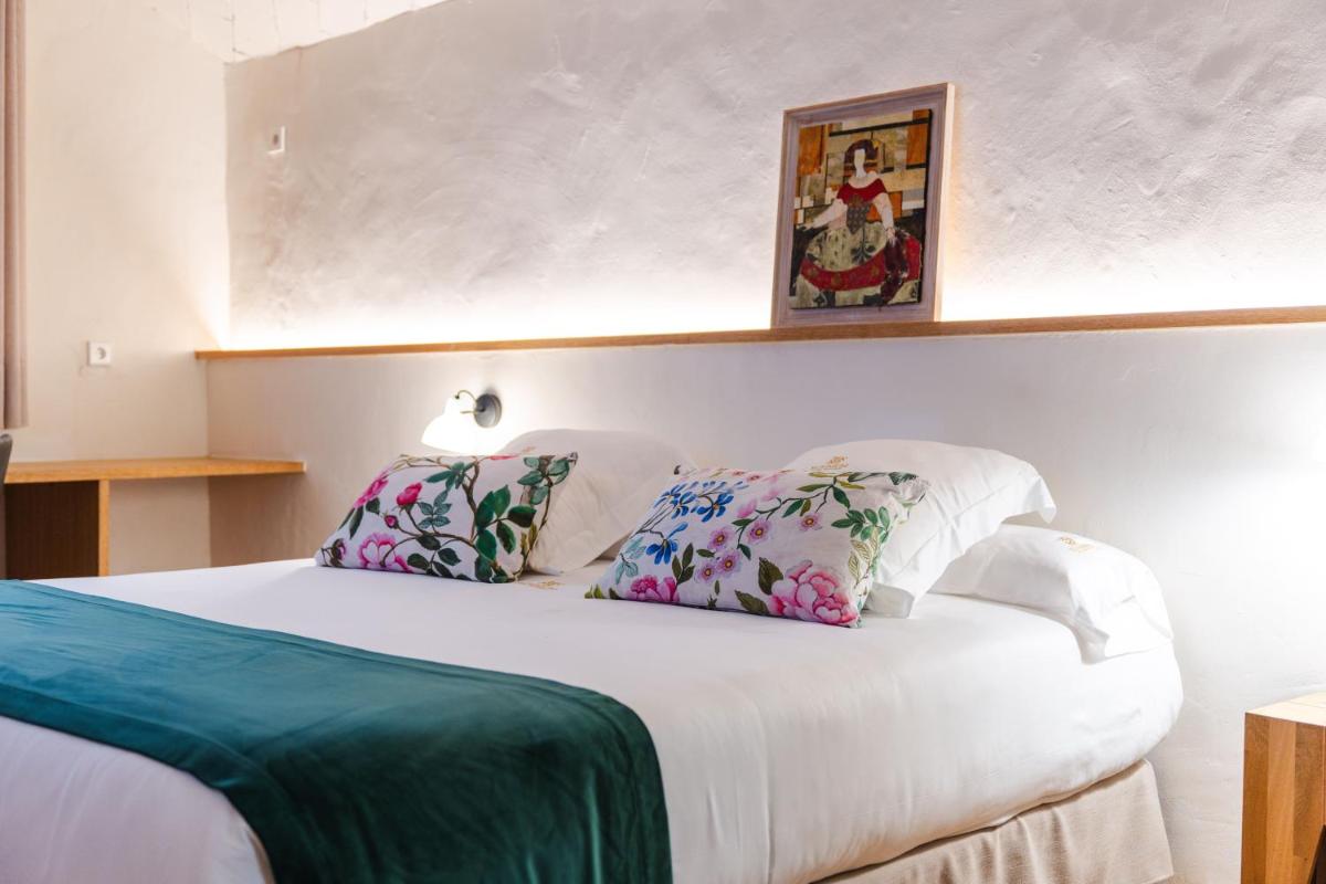 Hotel Boutique Monells Summum