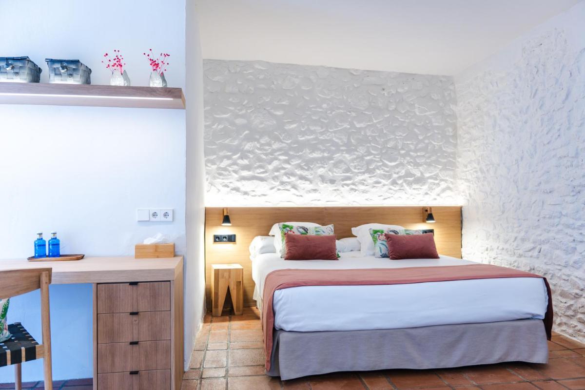 Hotel Boutique Monells Summum