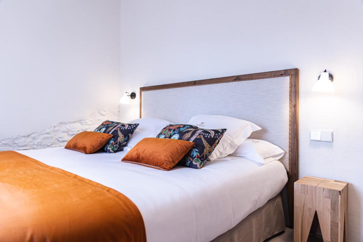 Hotel Boutique Monells Summum