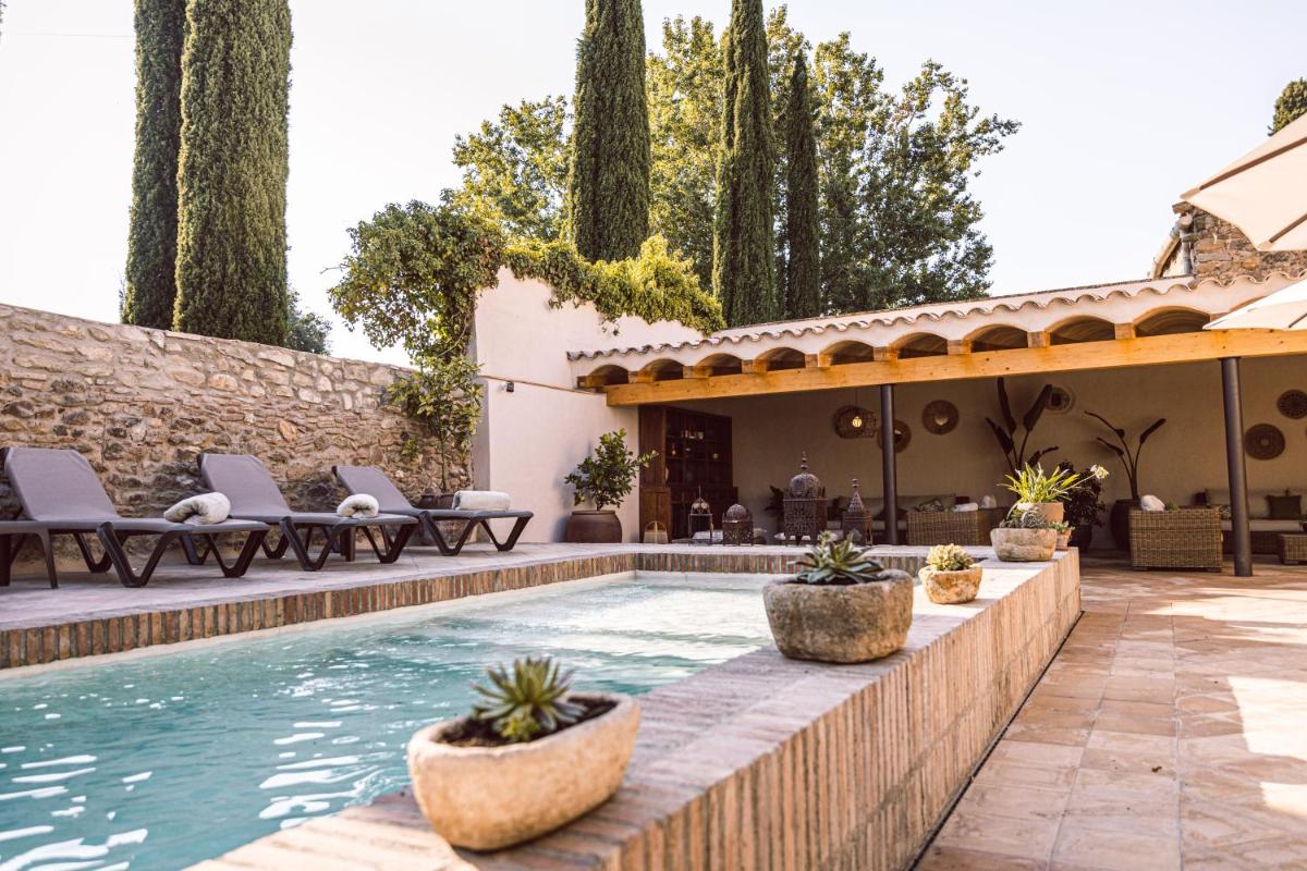 Hotel Boutique Monells Summum
