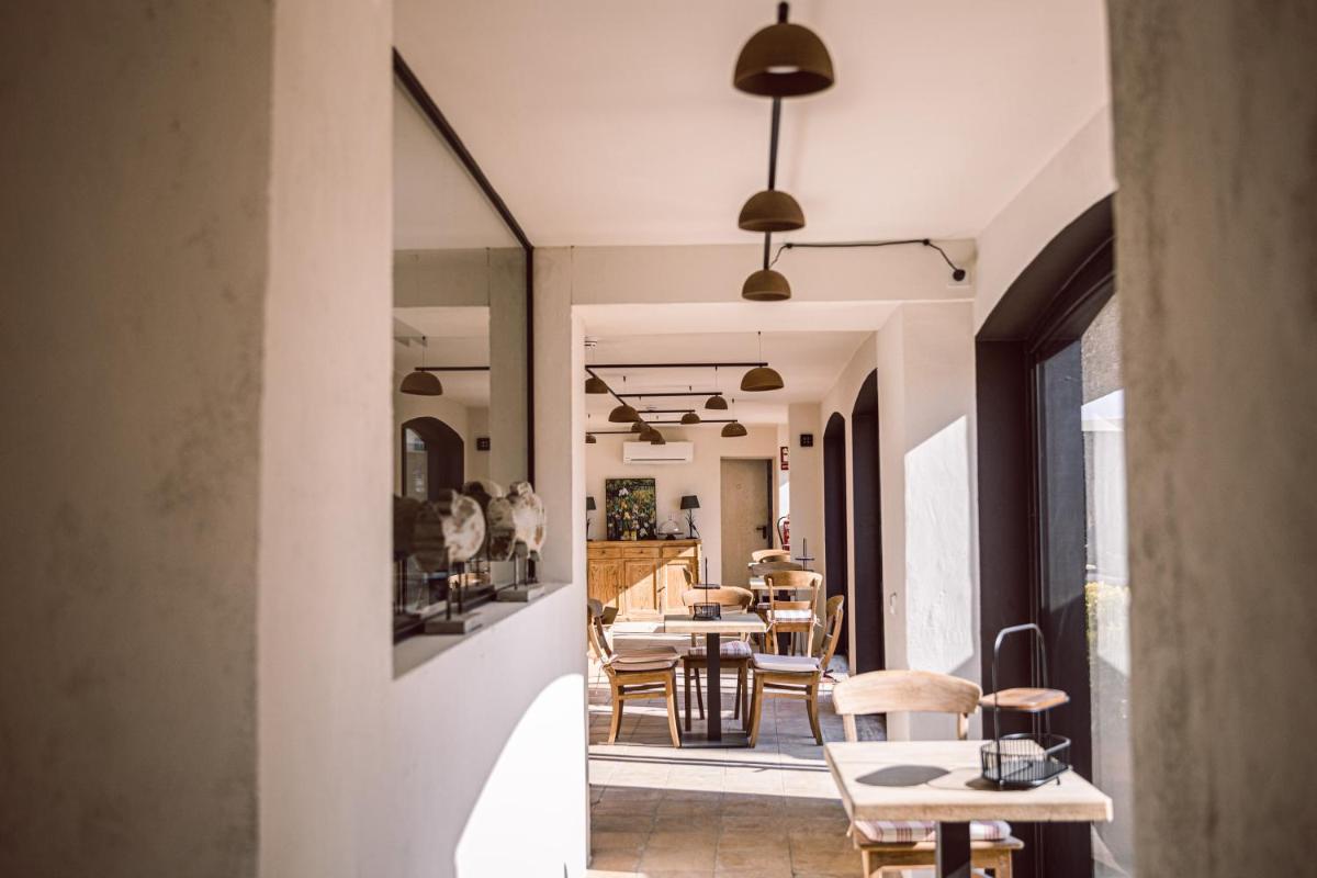 Hotel Boutique Monells Summum