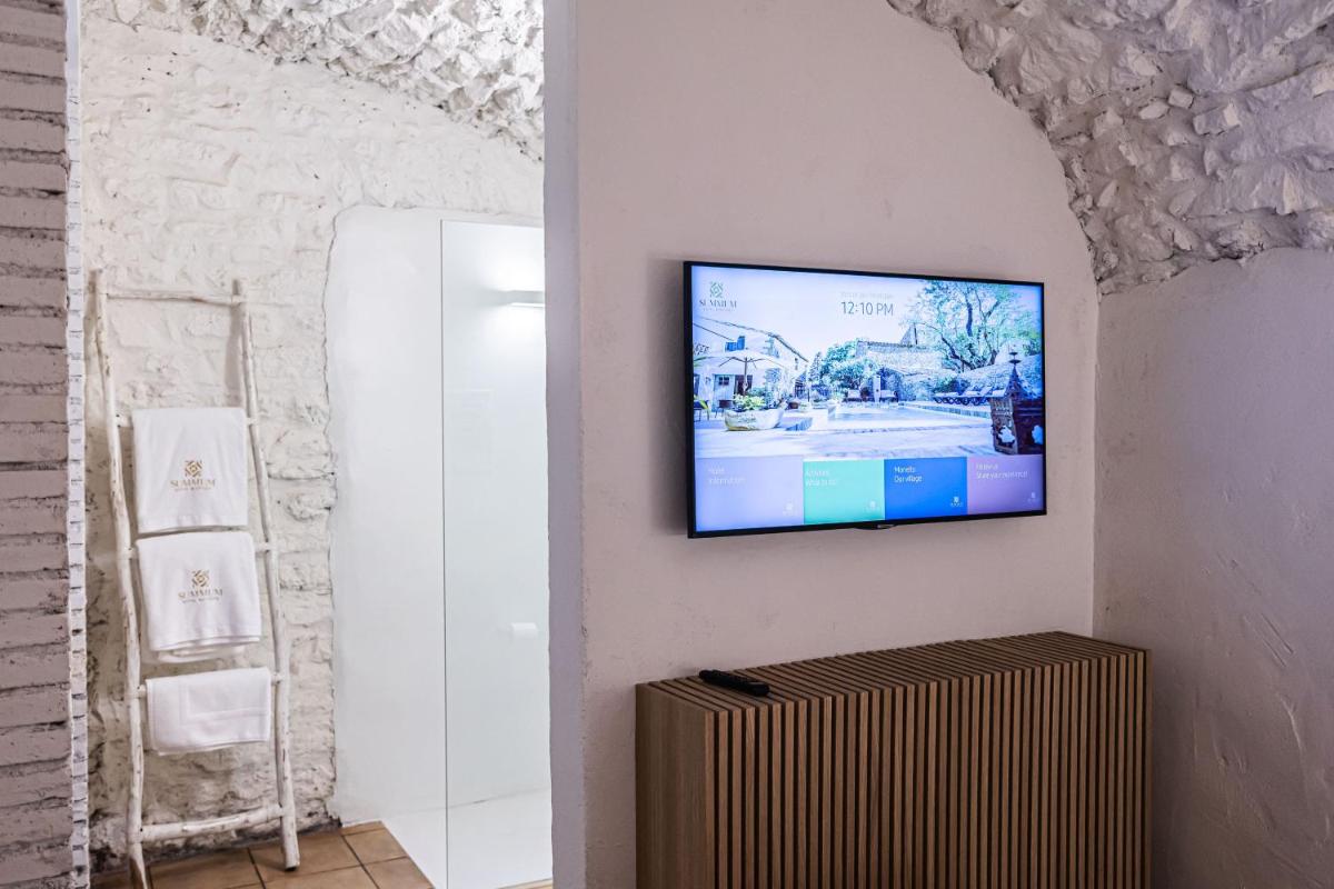 Hotel Boutique Monells Summum