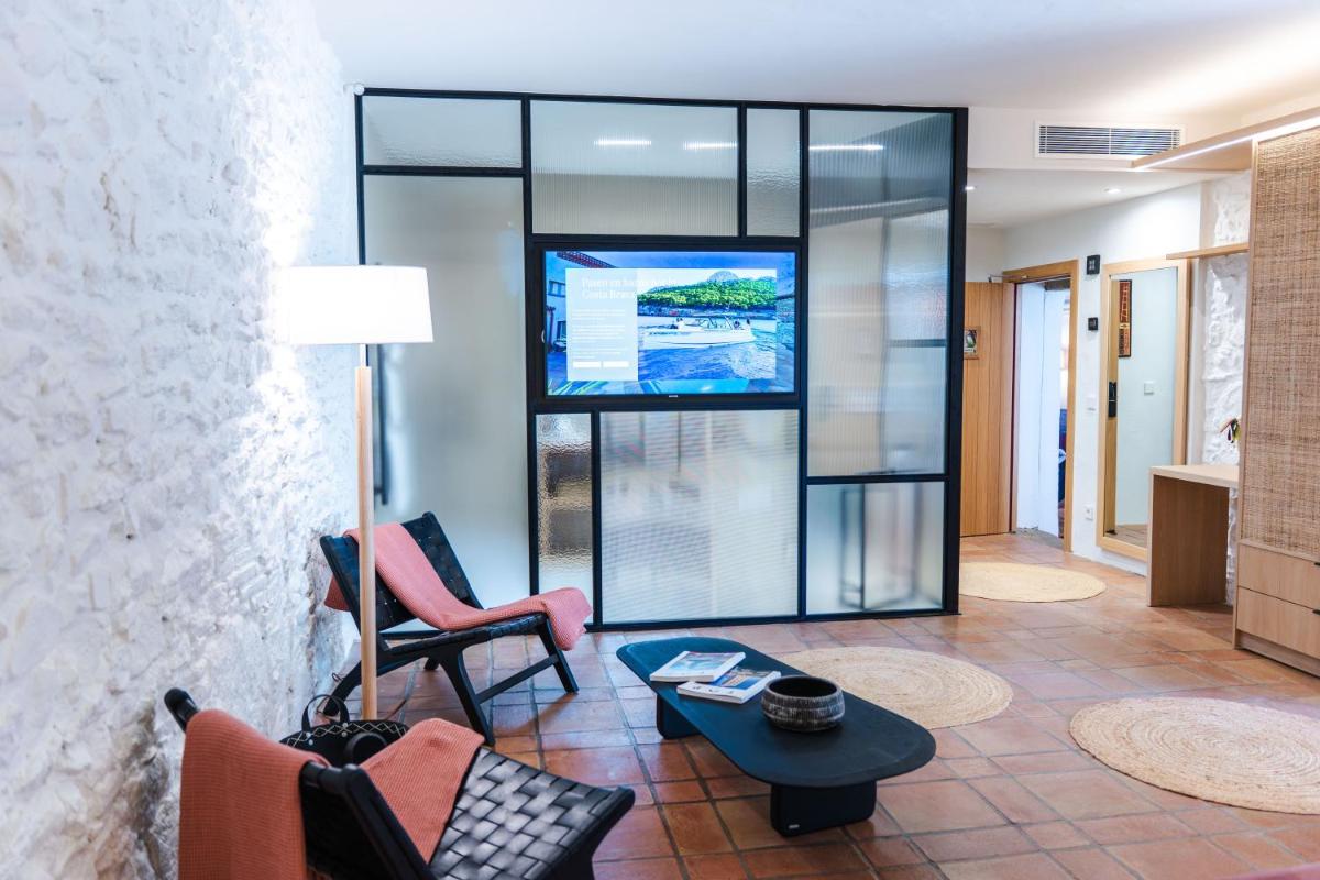Hotel Boutique Monells Summum