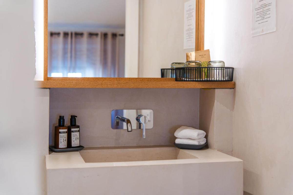 Hotel Boutique Monells Summum