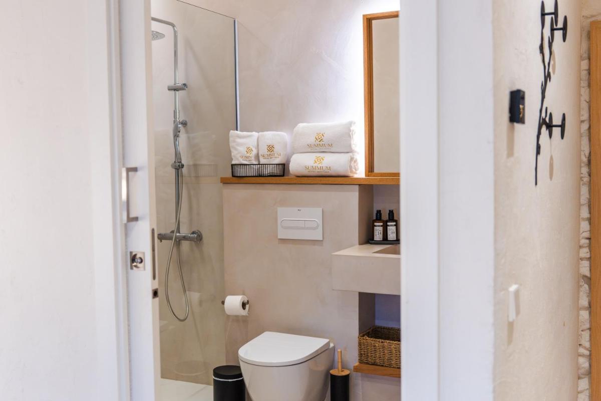 Hotel Boutique Monells Summum