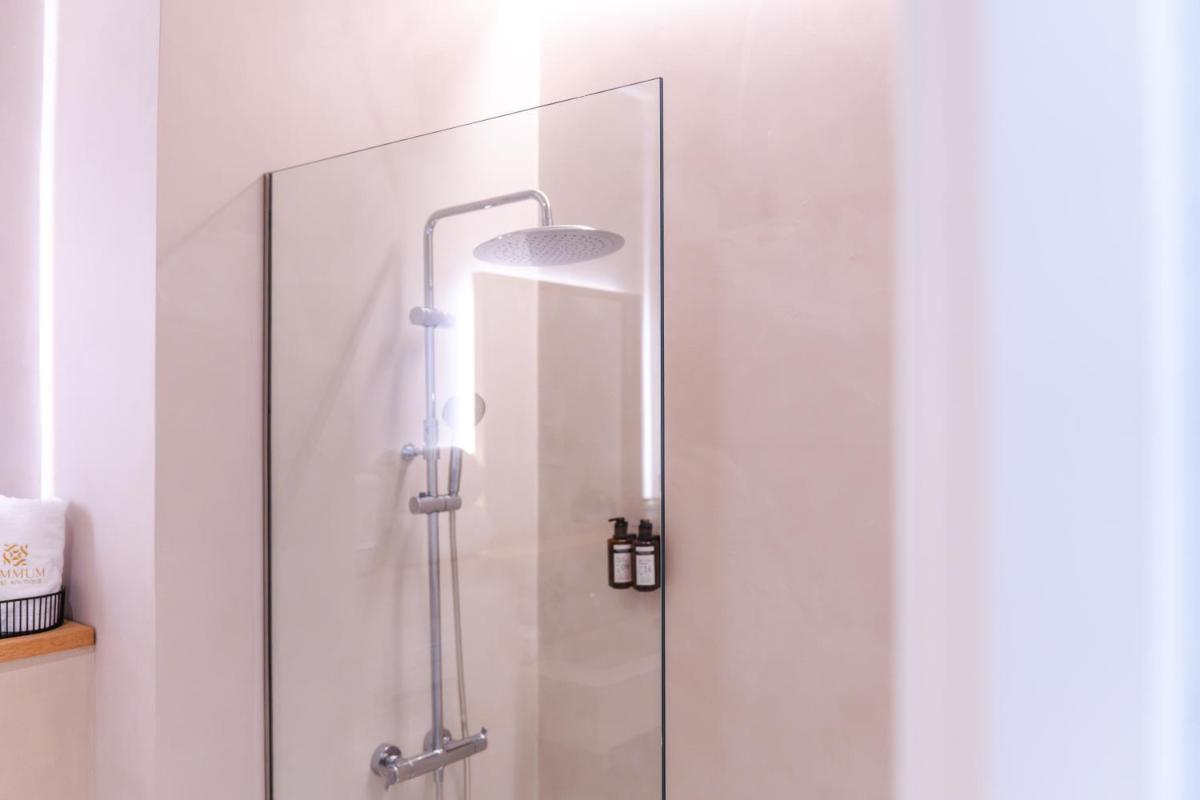 Hotel Boutique Monells Summum